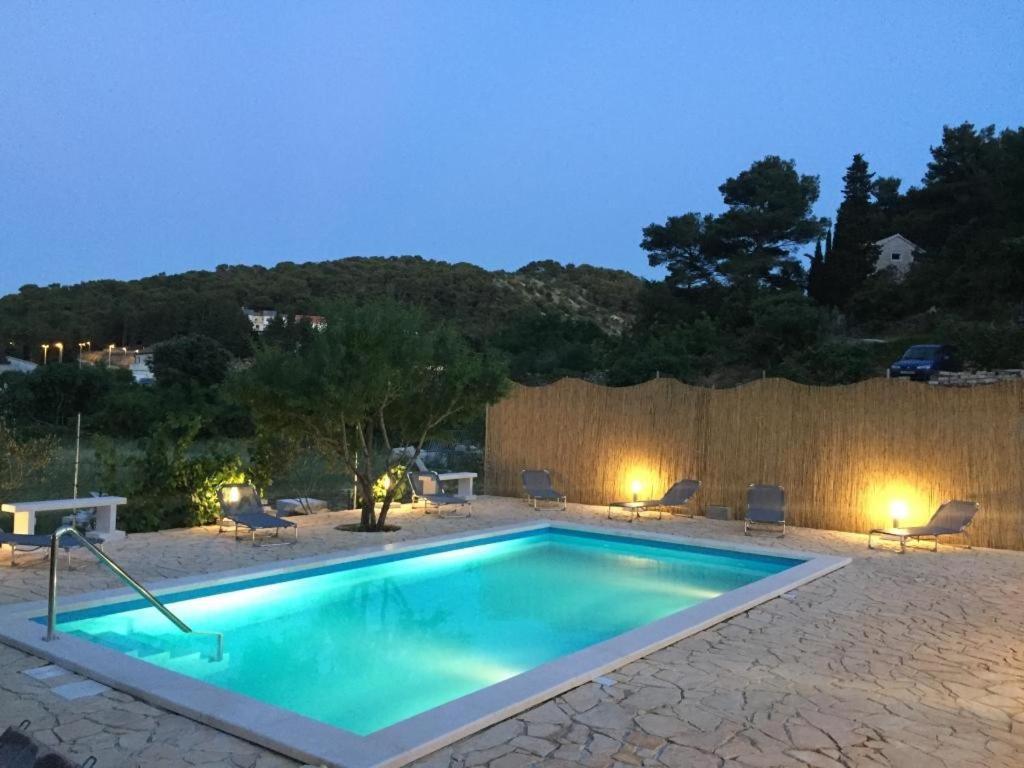 Apartments Kalajzic Pucisca Dış mekan fotoğraf
