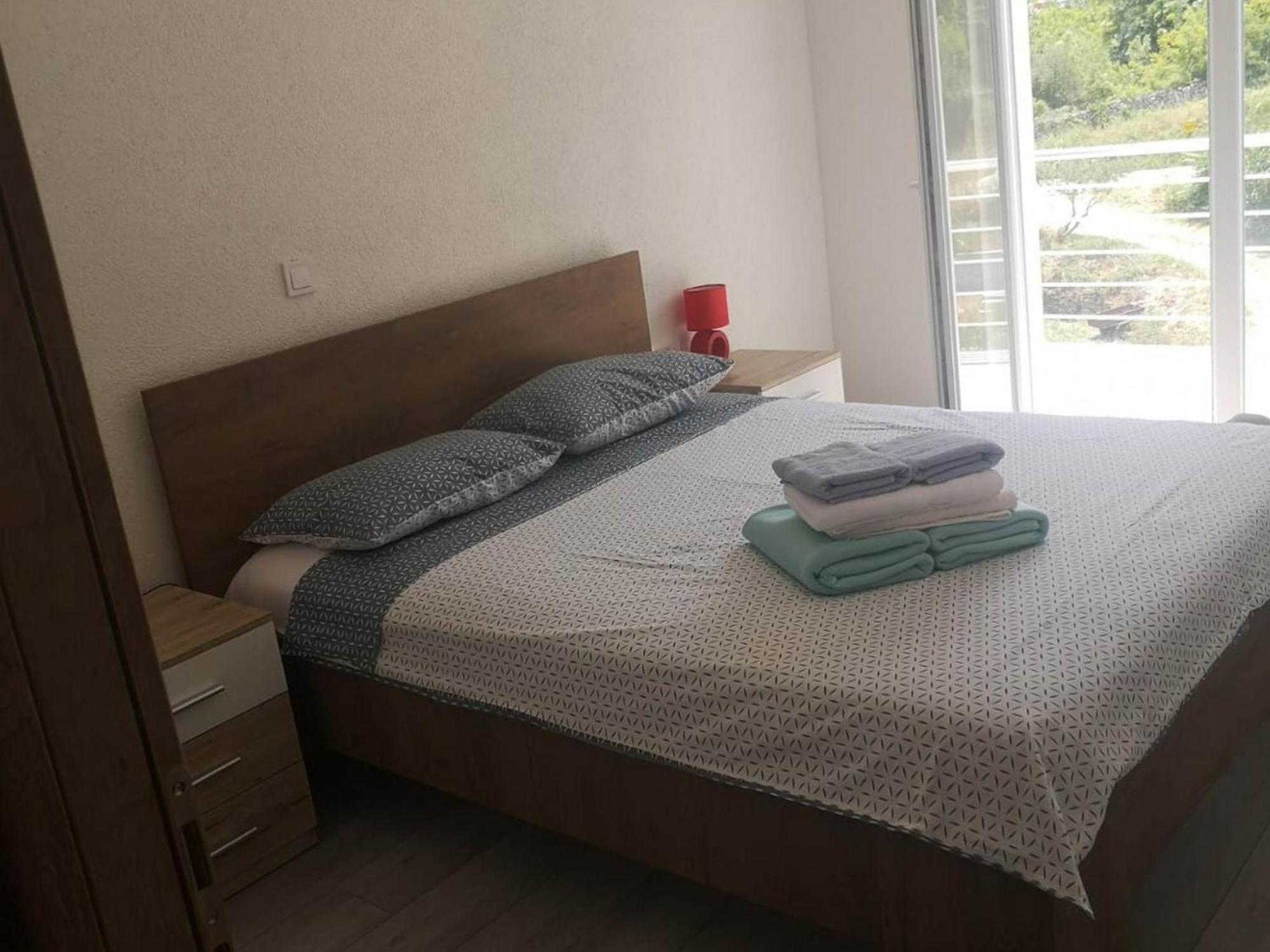 Apartments Kalajzic Pucisca Oda fotoğraf